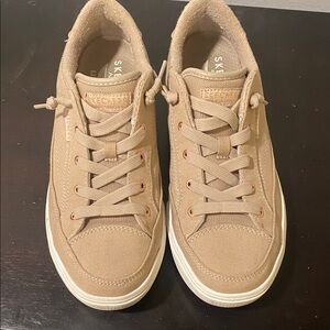Skechers Women’s Tan Casual Shoes